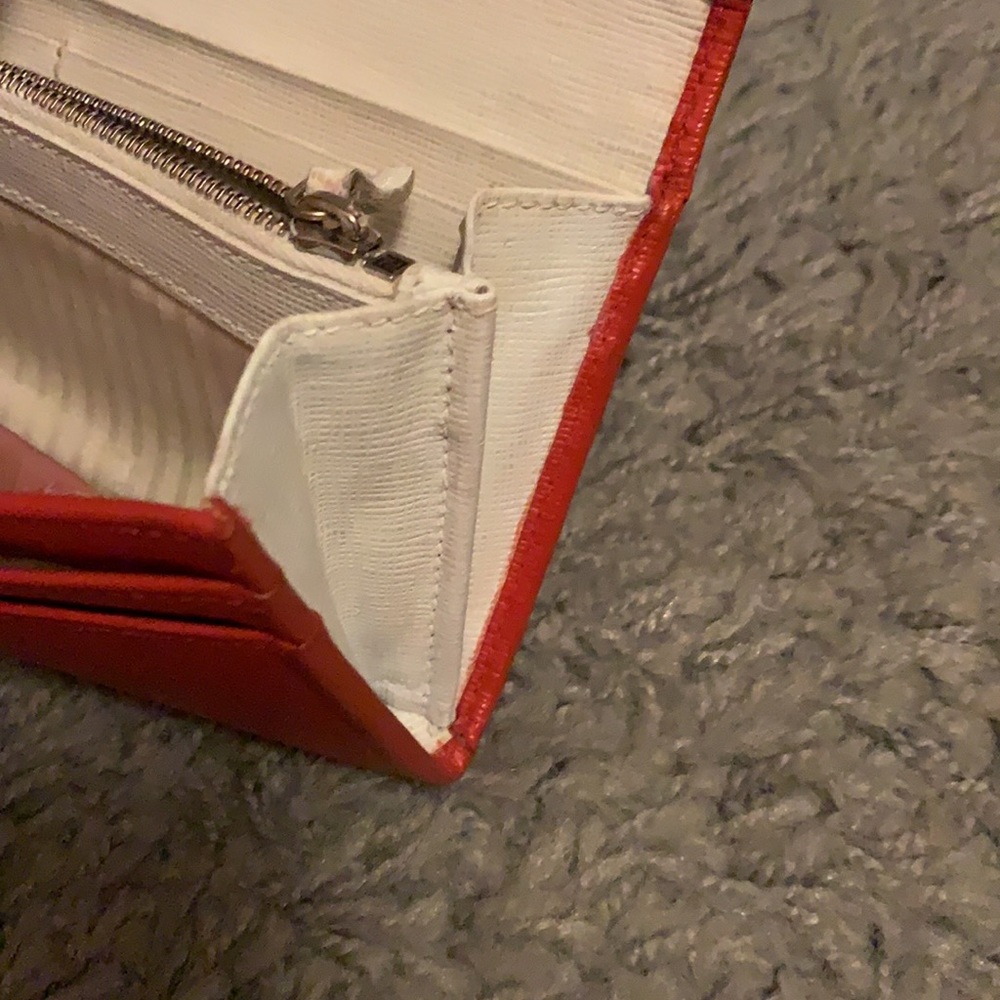 FENDI Wallet - Picture 15 of 16